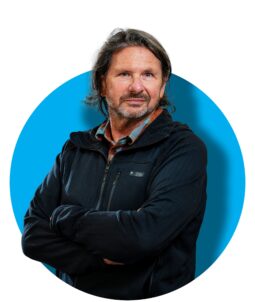 photo of staff member Steve Holland